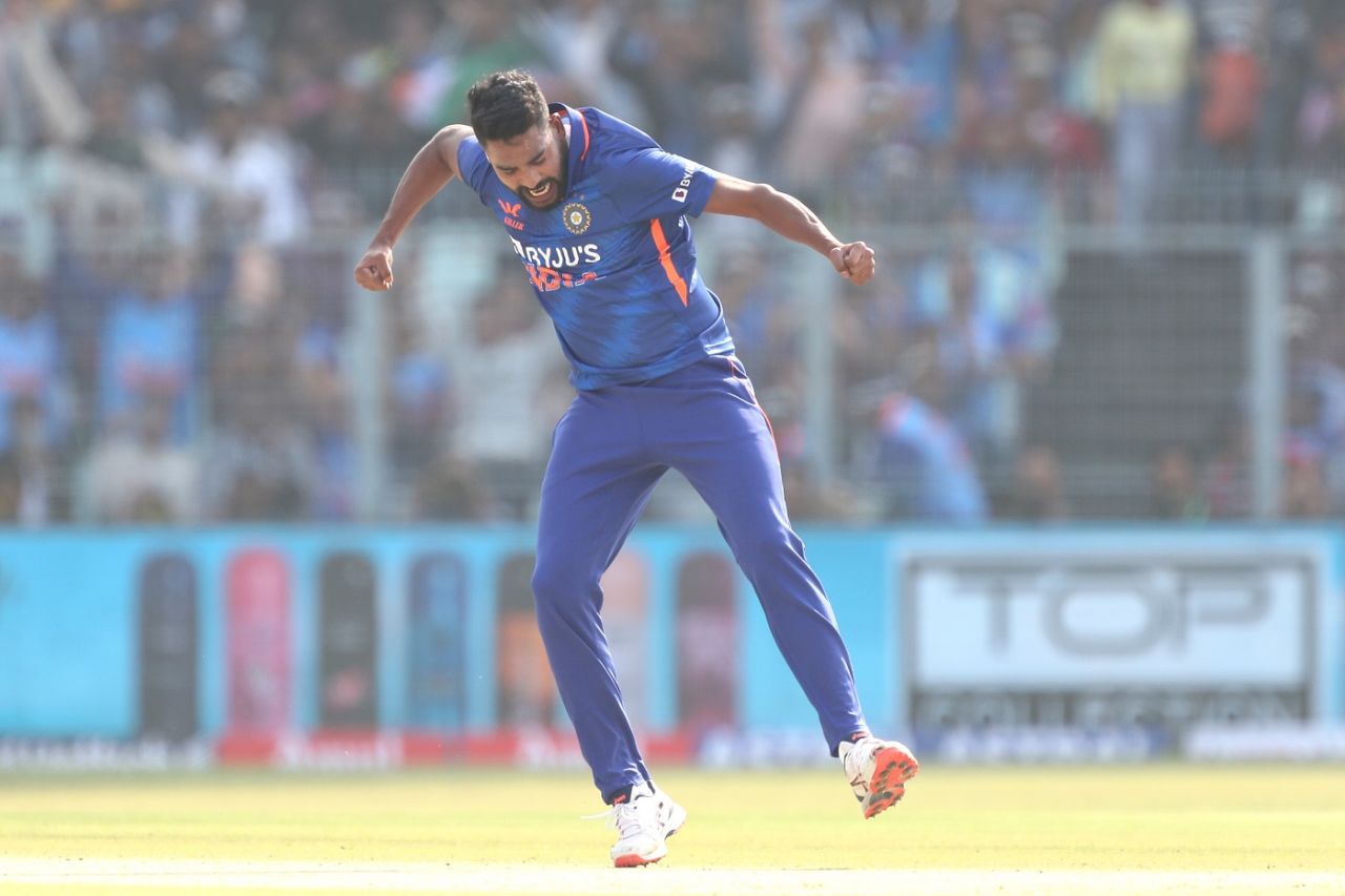 Mohammed Siraj is pumped up after dismissing Avishka Fernando, India vs Sri Lanka, 2nd ODI, Kolkata, January 12, 2023