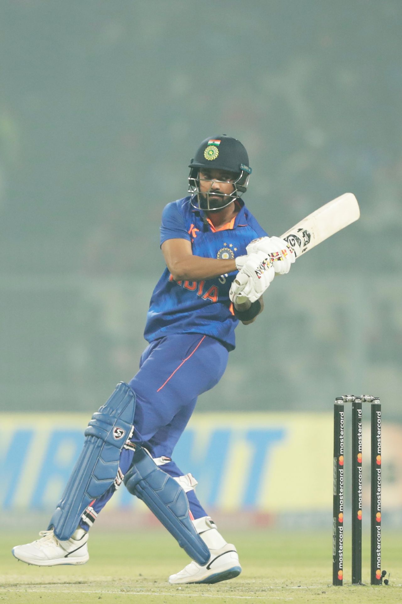 KL Rahul swivels into a pull, India vs Sri Lanka, 2nd ODI, Kolkata, January 12, 2023