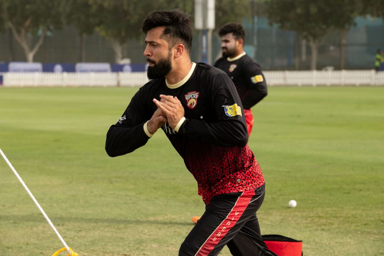 Rohan Mustafa gets ready to bowl in the nets, ILT20, Dubai, January 12, 2023