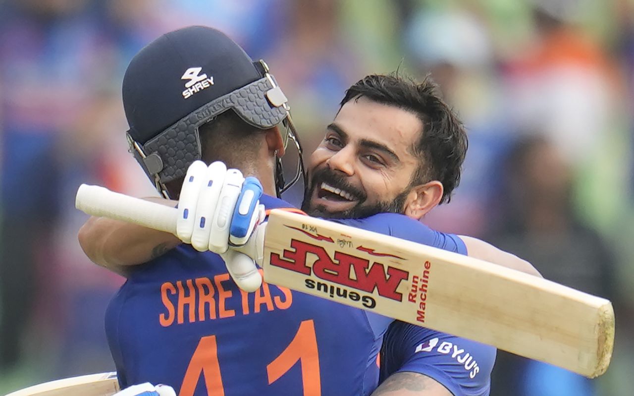 Virat Kohli is hugged by Shreyas Iyer after completing his century, India vs Sri Lanka, 3rd ODI, Thiruvananthapuram, January 15, 2023