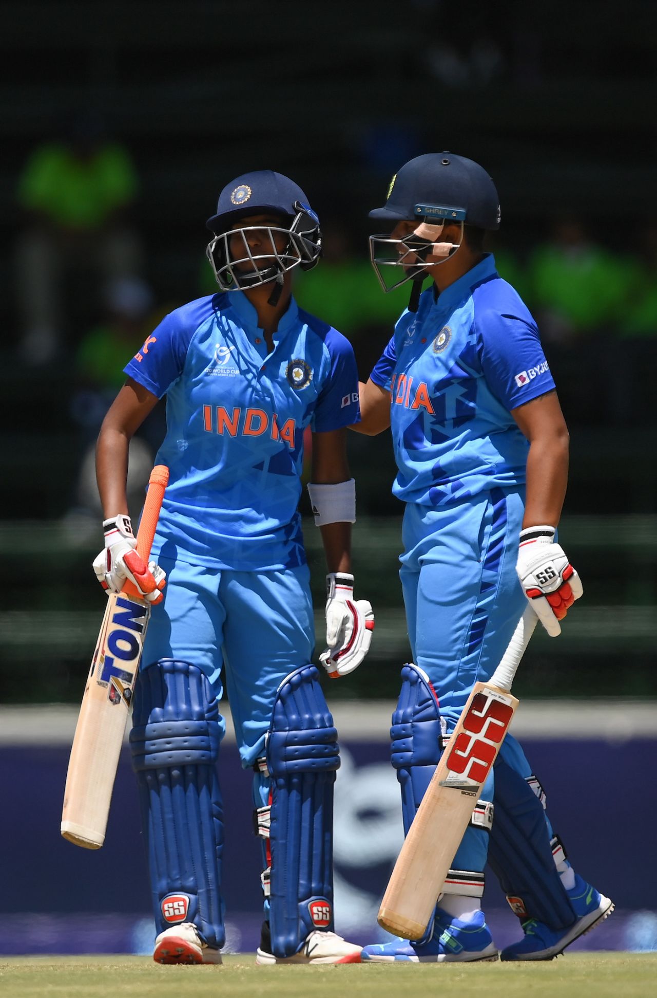Shweta Sehrawat celebrates her half-century with partner Richa Ghosh, India vs UAE, Women's Under-19 World Cup, Benoni, January 16, 2023