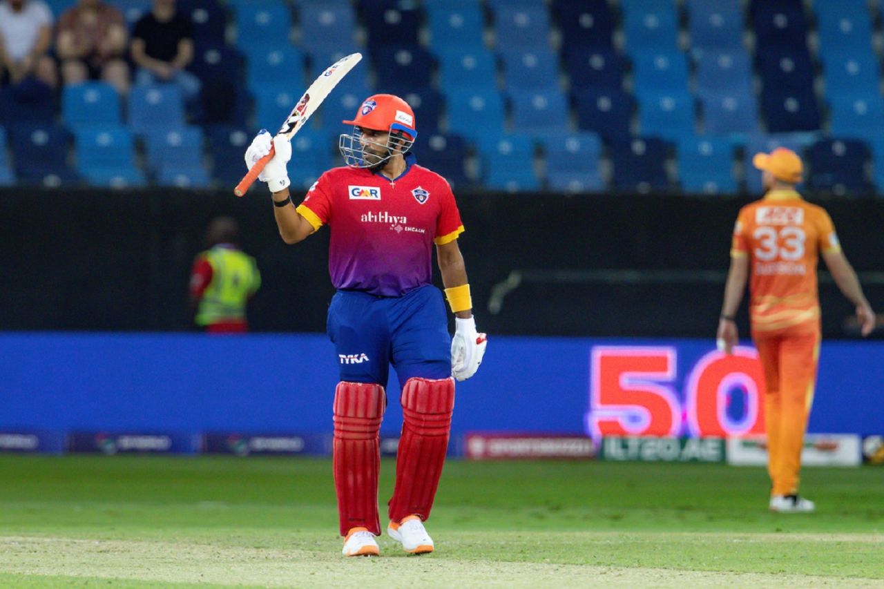 Robin Uthappa celebrates his half-century, Dubai Capitals vs Gulf Giants, ILT20, Dubai, January 16, 2023
