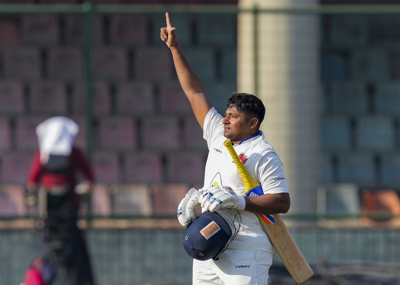 Sarfaraz Khan gestures after his hundred, Delhi vs Mumbai, Delhi, 1st day, Ranji Trophy 2022-23, January 17, 2023