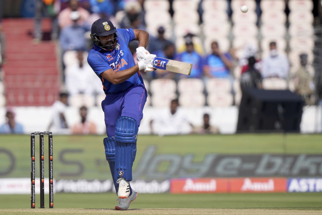 Rohit Sharma took out his pull shot early on, India vs New Zealand, 1st ODI, Hyderabad, January 18, 2023