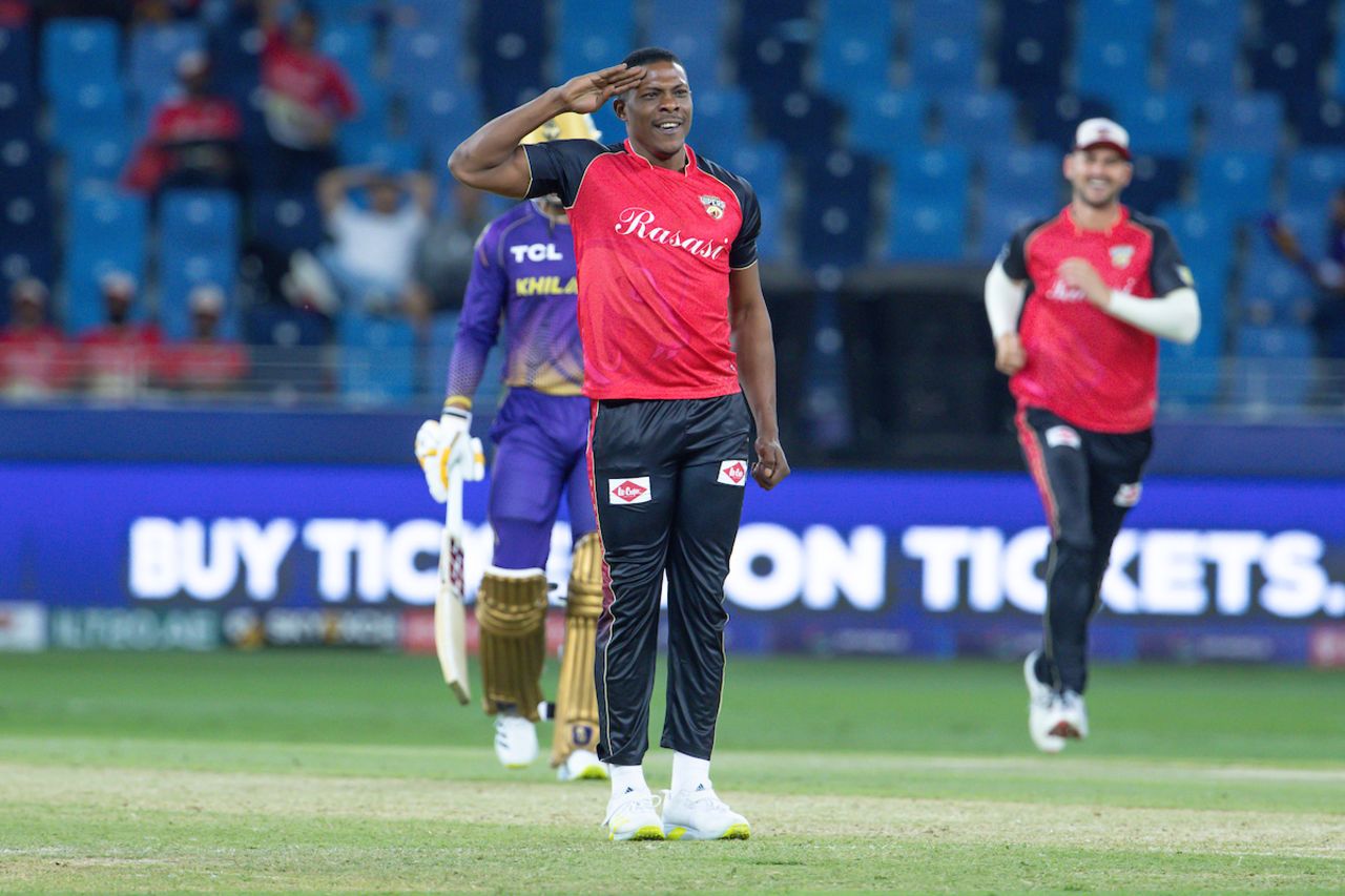 Sheldon Cottrell salutes in celebration after dismissing Dhananjaya de Silva, Abu Dhabi Knight Riders vs Desert Vipers, ILT20, Dubai, January 18, 2023