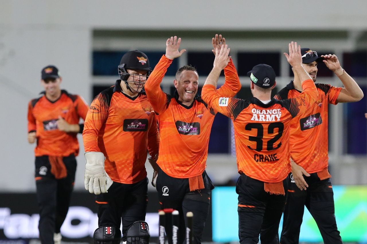 Roelof van der Merwe picked up his T20I best haul of 6 for 20, Sunrisers Eastern Cape vs Durban's Super Giants, SA20, Gqeberha, January 22, 2023