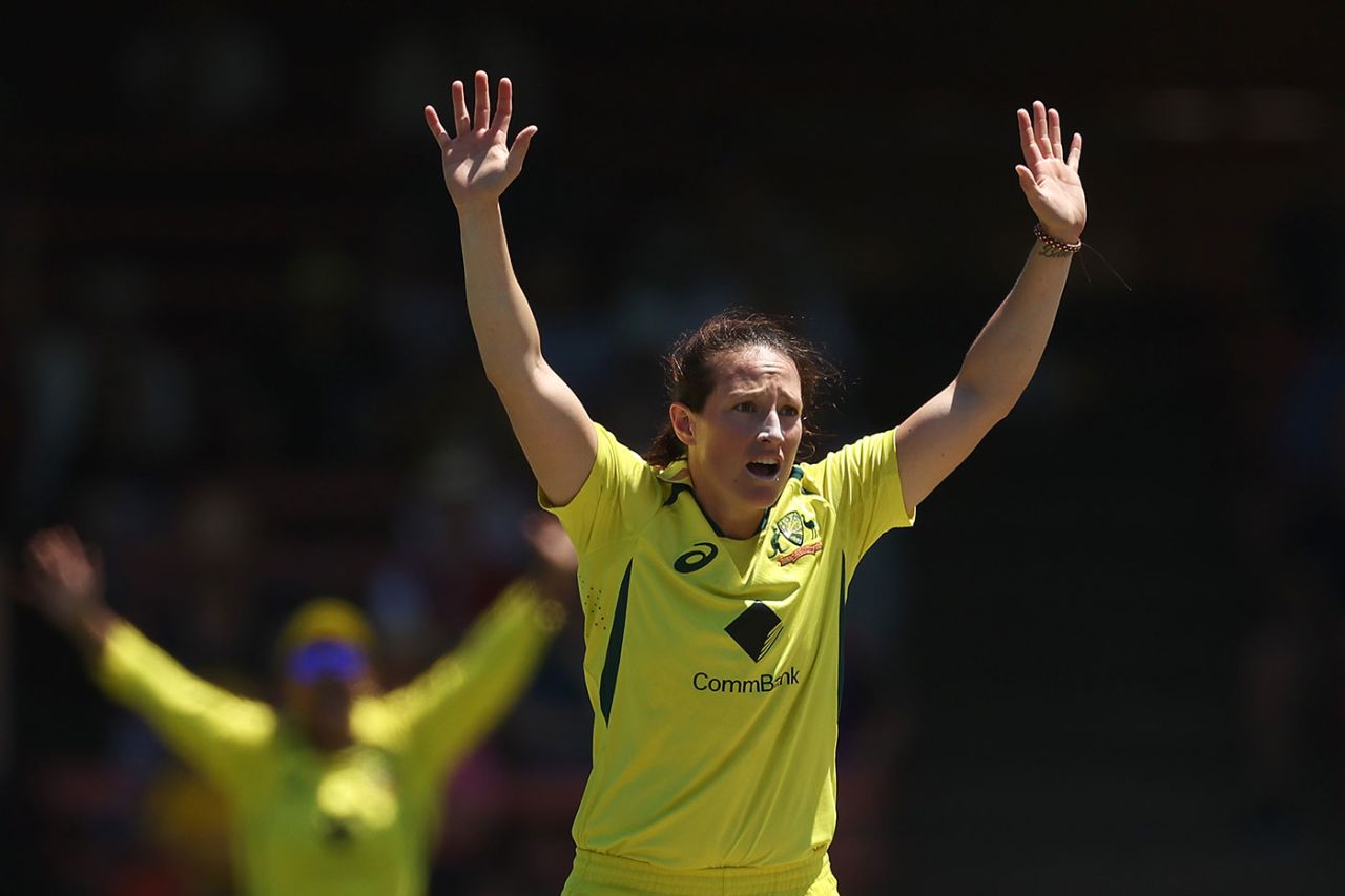 Megan Schutt took career-best T20I figures, Australia vs Pakistan, 1st T20I, Sydney, January 24, 2023