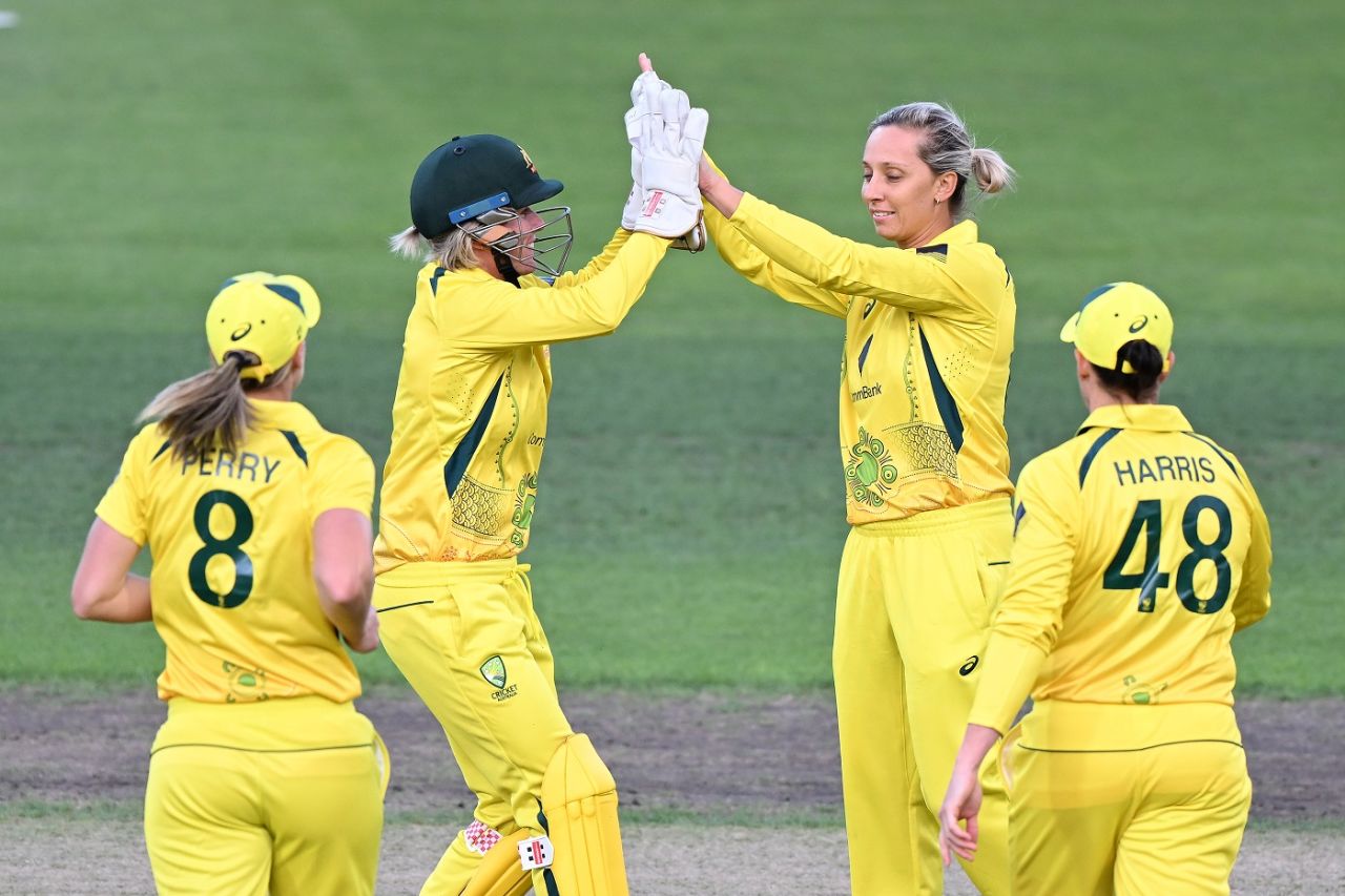 Ashleigh Gardner struck early to dismiss Javeria Khan, Australia vs Pakistan, 2nd women's T20I, Hobart, January 26, 2023