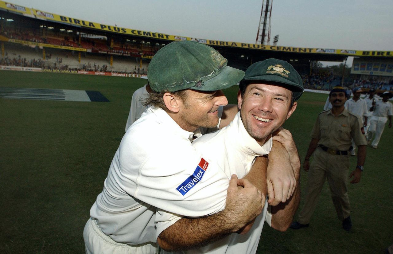 Ricky Ponting and Adam Gilchrist celebrate Australia's first series win in India in 35 years, India v Australia, 3rd Test, Nagpur, 4th day, October 29, 2004