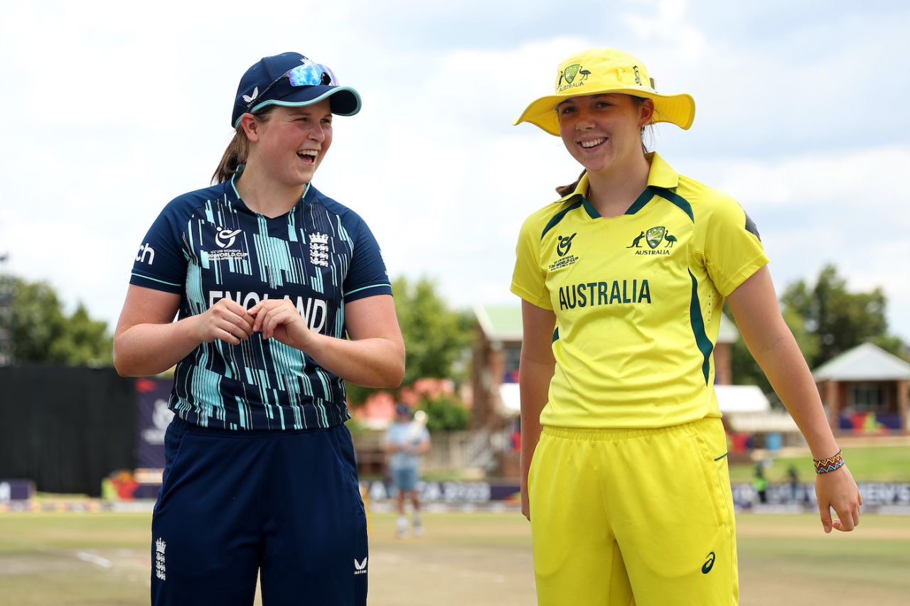 Rhys McKenna and Grace Scrivens have another happy picture at the toss, Australia vs England, Under-19 Women's T20 World Cup, semi-final, Potchefstroom, January 27, 2023