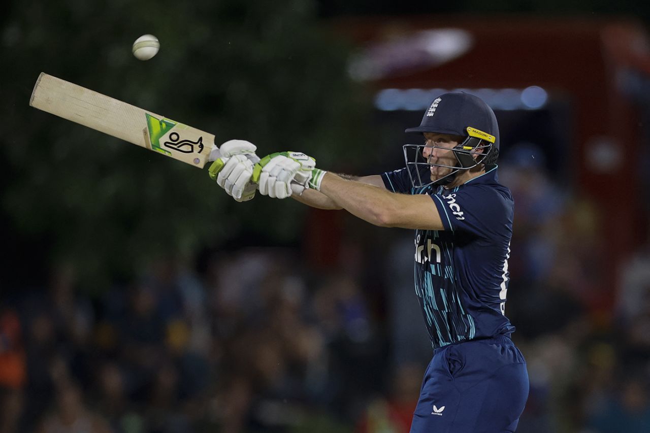 Jos Buttler swats a pull, South Africa vs England, 1st ODI, Bloemfontein, January 27. 2023
