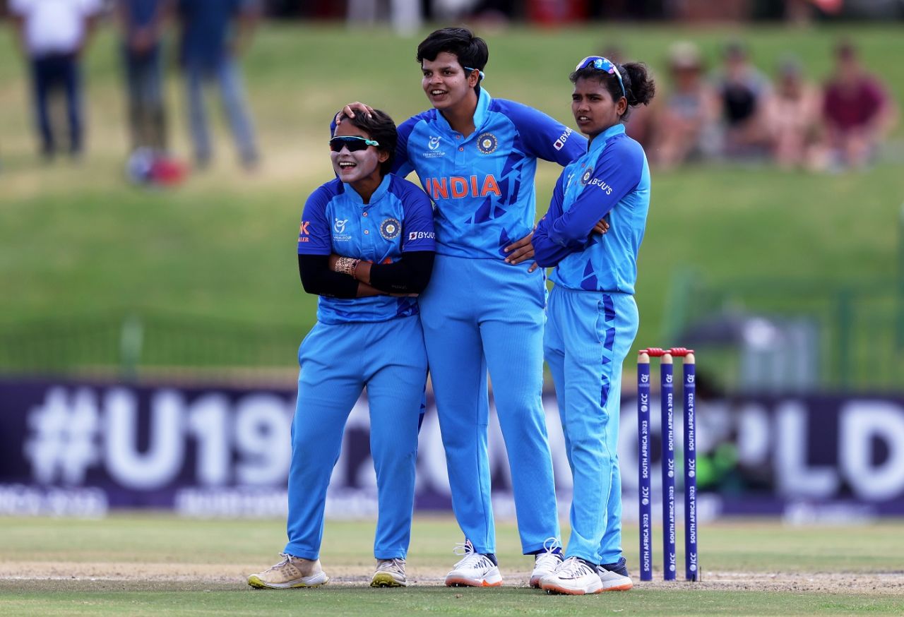 Shafali Verma, Hrishitha Basu and Archana Devi celebrate a wicket, India vs England, U-19 Women's T20 World Cup, final, Potchefstroom, January 29, 2023