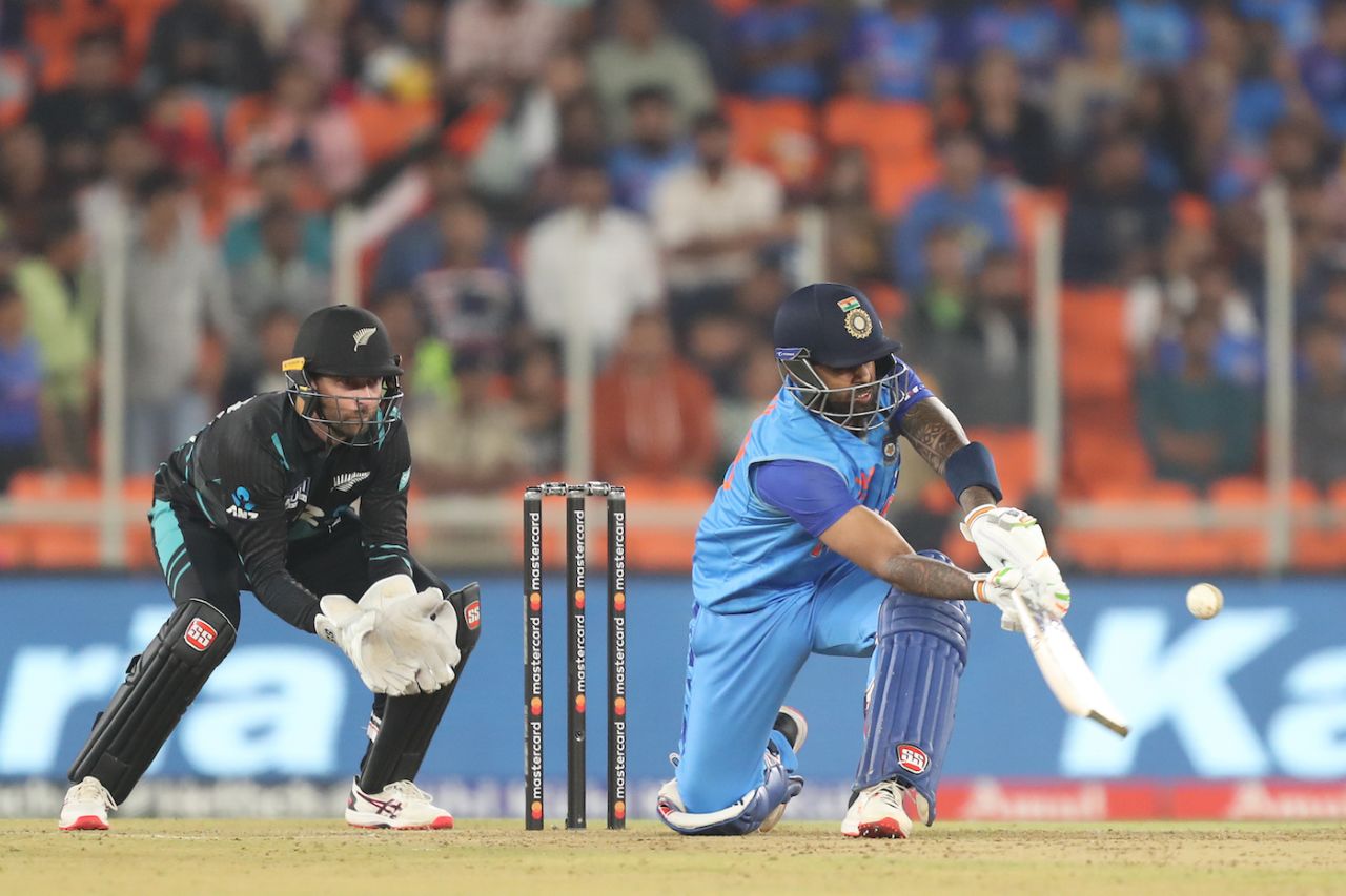 Suryakumar Yadav scoops, India vs New Zealand, 3rd T20I, Ahmedabad, February 1, 2023