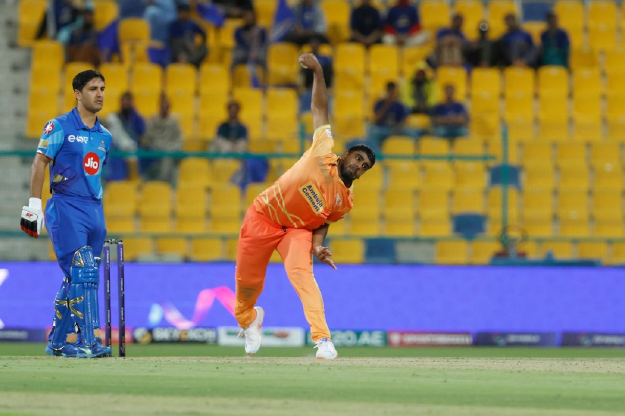 Rehan Ahmed was expensive but got the key wickets of Nicholas Pooran and Kieron Pollard, Gulf Giants vs MI Emirates, ILT20, Abu Dhabi, February 1, 2023