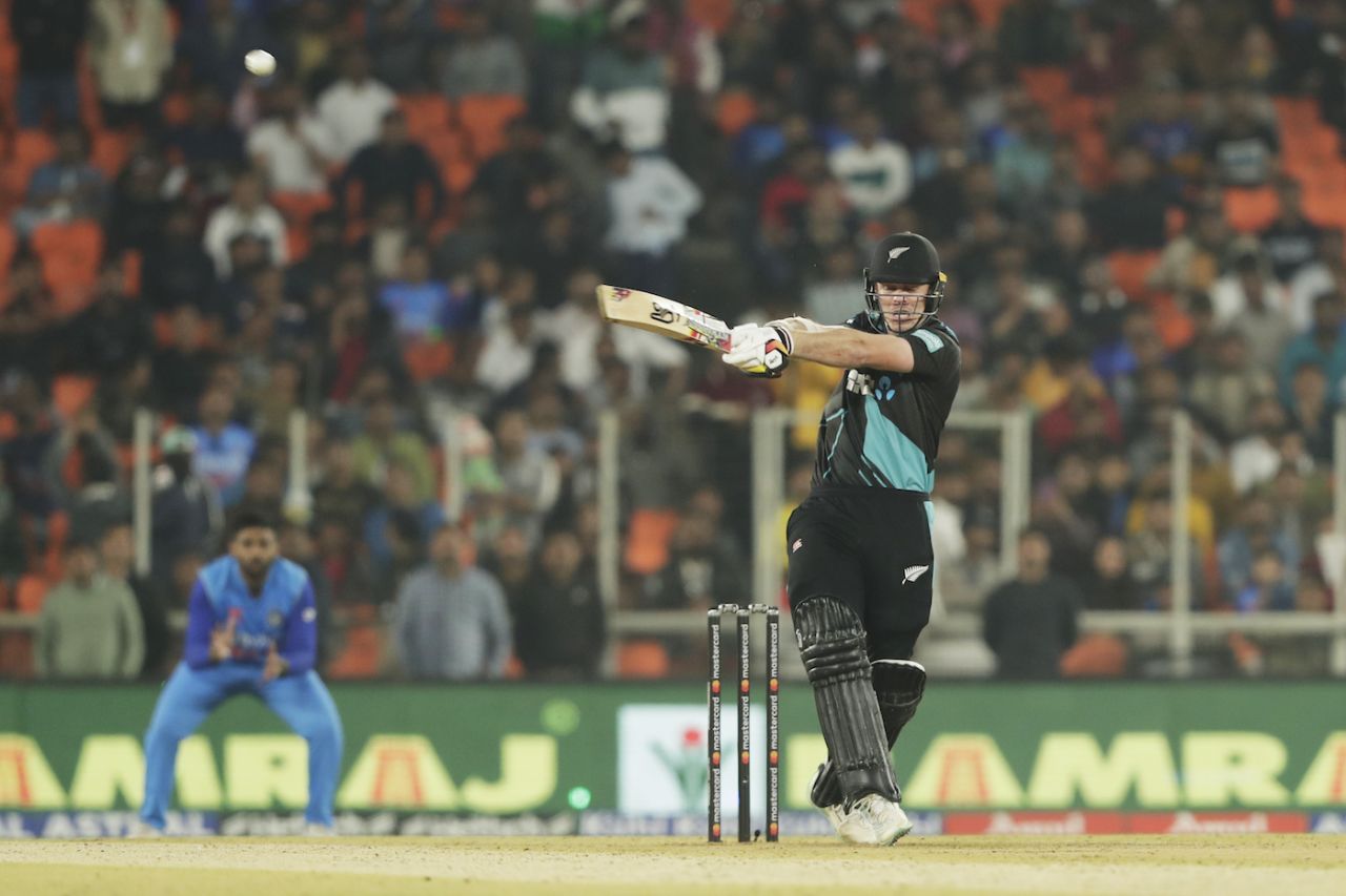 Michael Bracewell pulls, India vs New Zealand, 3rd T20I, Ahmedabad, February 1, 2023