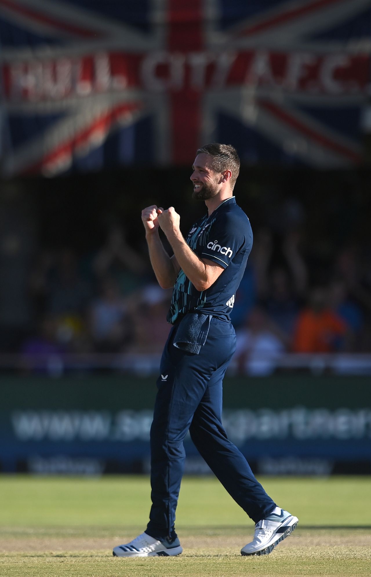 Chris Woakes celebrates the opening incision, South Africa vs England, 3rd ODI, Kimberley, February 1, 2023