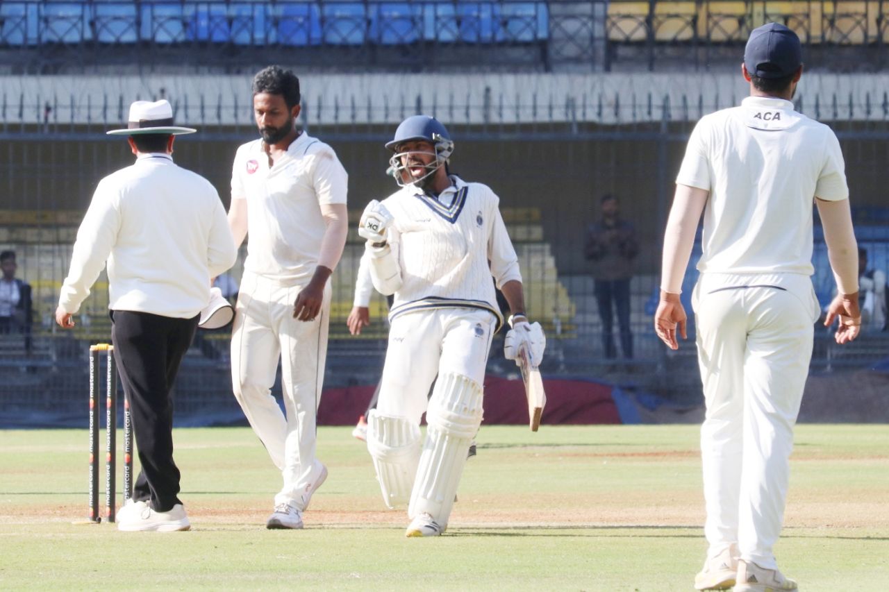 Saransh Jain celebrates after hitting the winning run, Madhya Pradesh vs Andhra, 4th quarter-final, 4th day, Ranji Trophy, Indore, February 3, 2023