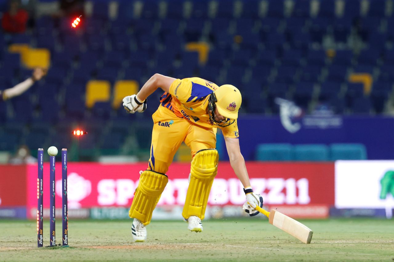 Tom Kohler-Cadmore was one among three run-out victims in the innings, Abu Dhabi Knight Riders vs Sharjah Warriors, Abu Dhabi, ILT20, February 4, 2023