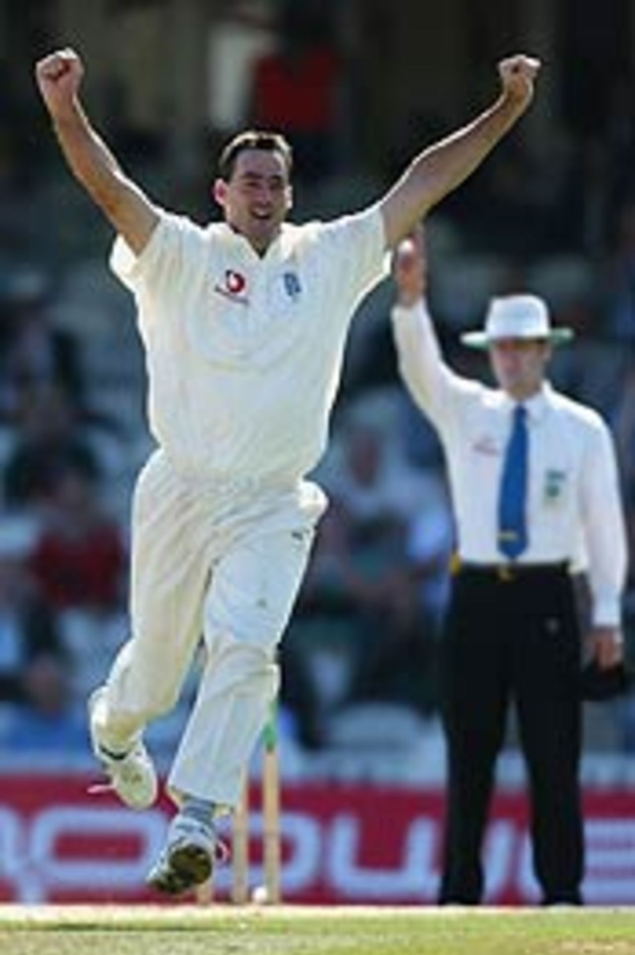 Martin Bicknell celebrates dismissing Mark Boucher, England v South Africa, 5th Test, September 8, 2003
