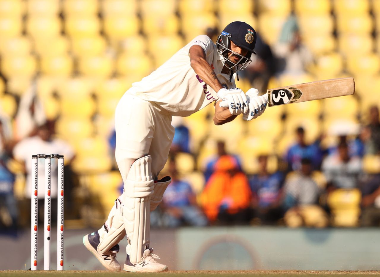A resolute Axar Patel grew India's lead late on the second day, India vs Australia, 1st Test, Nagpur, 2nd day, February 10, 2023