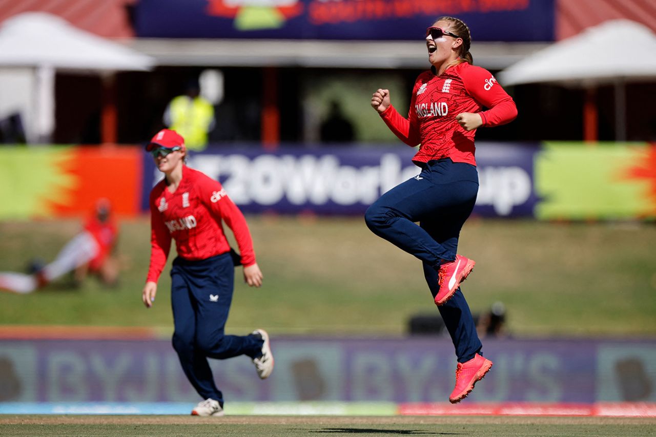 Sophie Ecclestone claimed the big wicket of Hayley Matthews, England vs West Indies, Women's T20 World Cup, Paarl, February 11, 2023