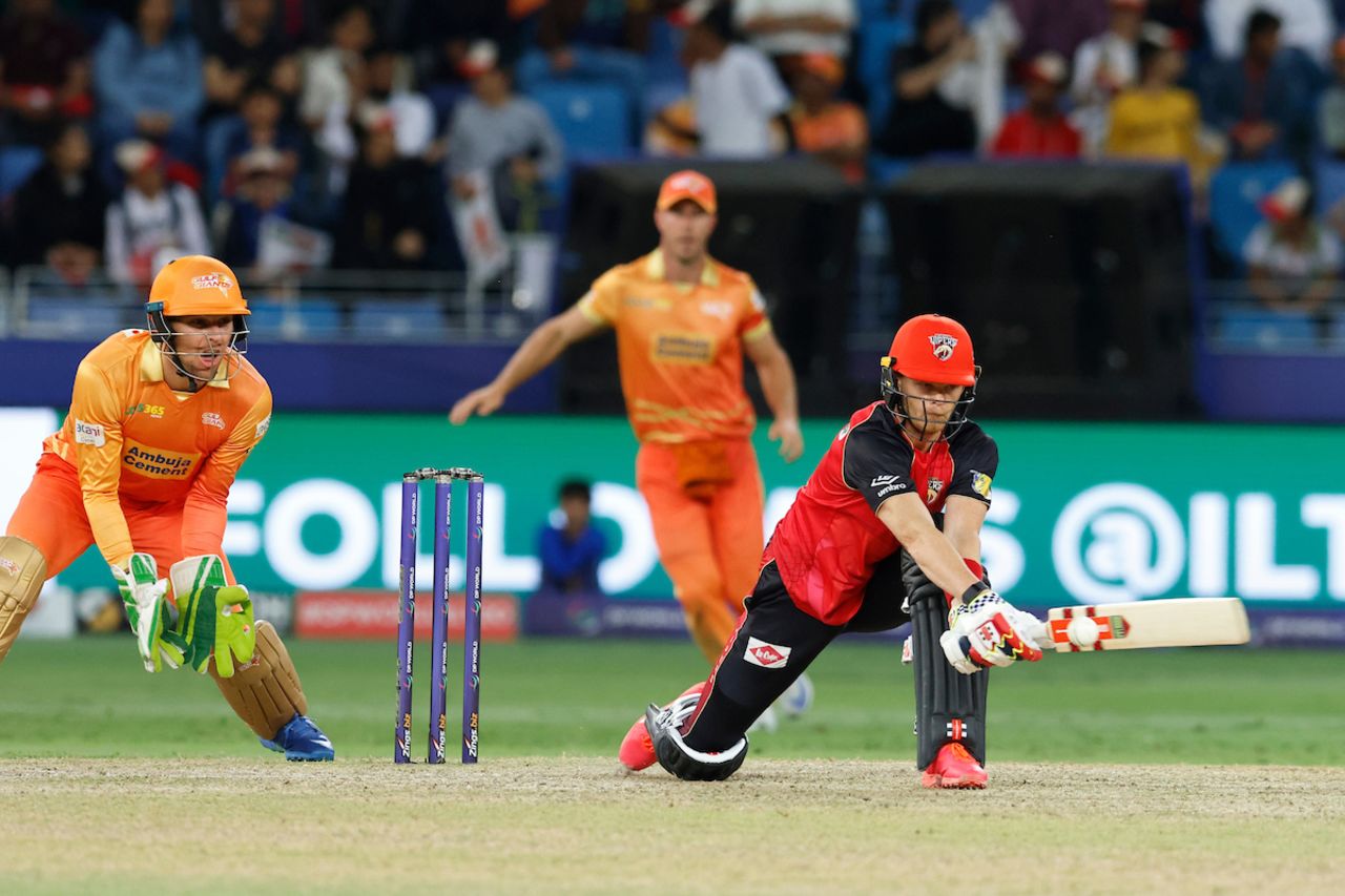 Sam Billings plays the reverse sweep, Desert Vipers vs Gulf Giants, ILT20 final, Dubai, February 12, 2023