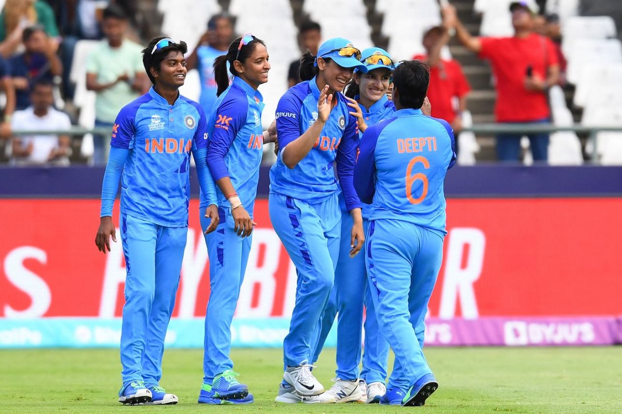 Smriti Mandhana and Deepti Sharma combined to dismiss Shemaine Campbelle, India vs West Indies, Women's T20 World Cup, Cape Town, February 15, 2023