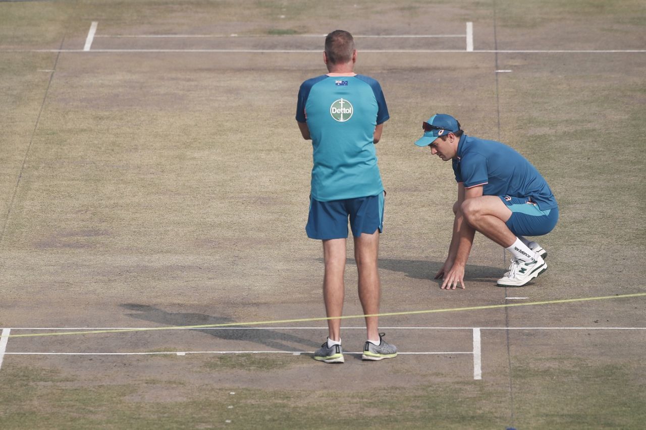 Pat Cummins inspects the Arun Jaitley Stadium pitch in Delhi, February 16, 2023