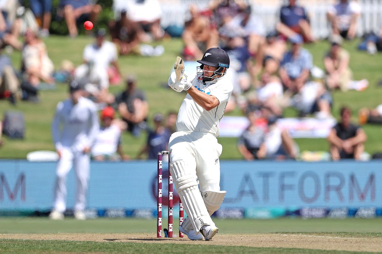 Neil Wagner took on England's short-ball attack, New Zealand v England, 1st Test,  Mount Maunganui, 2nd day, February 17, 2023