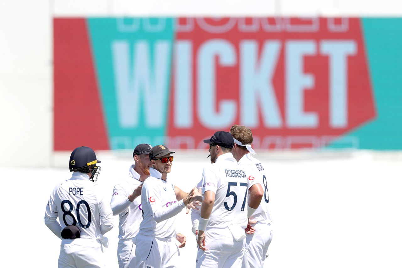 Stuart Broad made the breakthrough for England, New Zealand v England, 1st Test,  Mount Maunganui, 2nd day, February 17, 2023