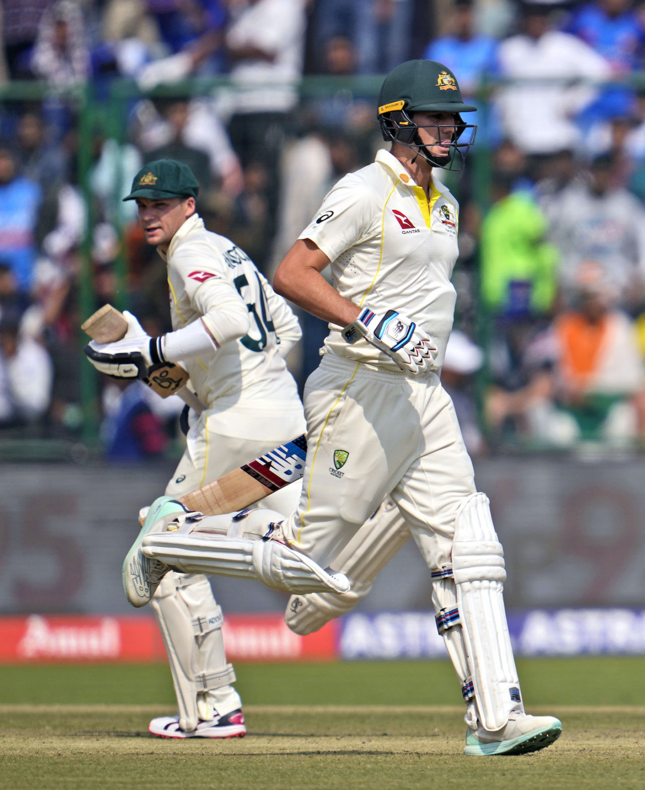 Pat Cummins and Peter Handscomb take a run, India vs Australia, 2nd Test, Delhi, 1st day, February 17, 2023