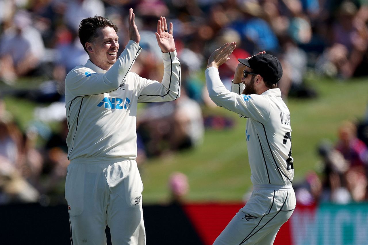 Michael Bracewell struck with the last ball before lunch, New Zealand v England, 1st Test, Mount Maunganui, 3rd day, February 18, 2023