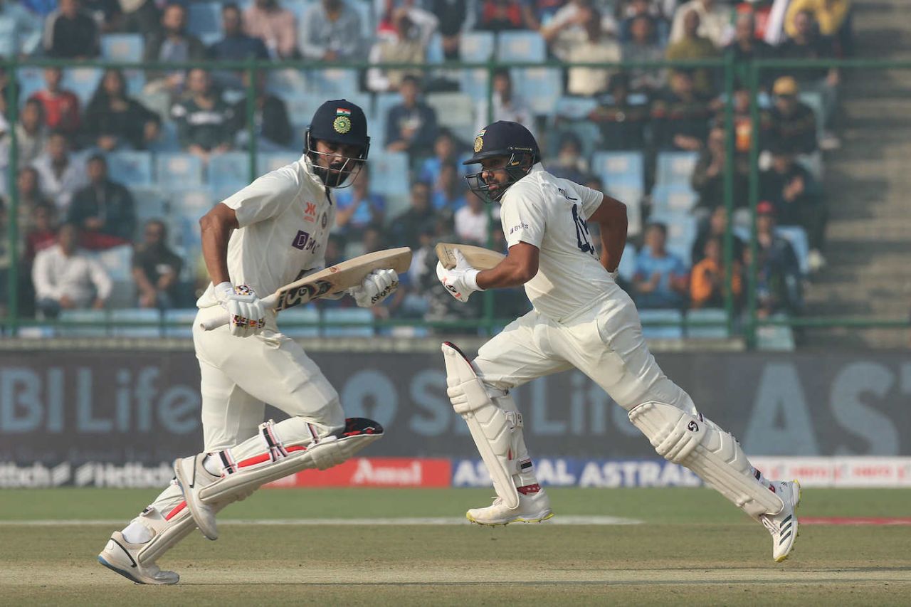 Rohit Sharma and KL Rahul run between the wickets, India vs Australia, 2nd Test, Delhi, 2nd day, February 18, 2023
