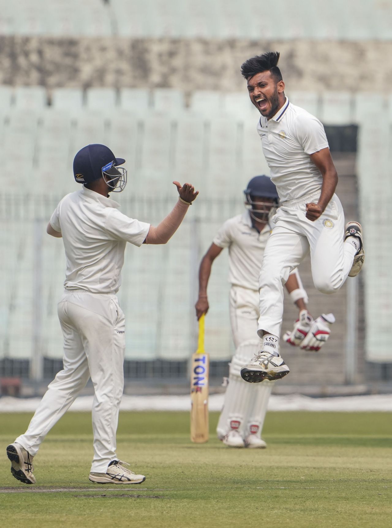 Chetan Sakariya exults after picking a wicket, Bengal vs Saurashtra, Ranji Trophy 2022-23 final, Day 3, Kolkata, February 18, 2023