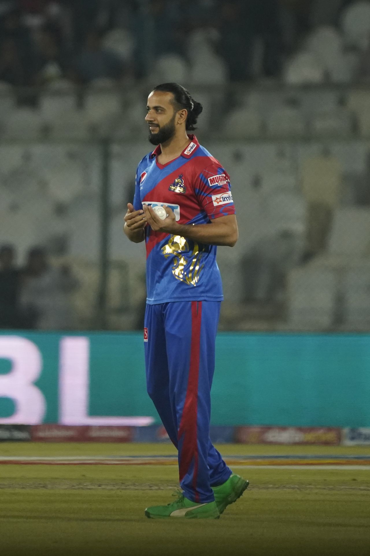 Imad Wasim was among the wickets early, Karachi Kings vs Quetta Gladiators, Pakistan Super League, Karachi, February 18, 2023