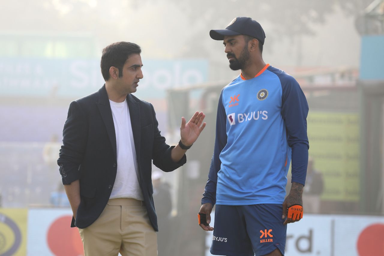 Gautam Gambhir talks to KL Rahul, India vs Australia, 2nd Test, Delhi, 3rd day, February 19, 2023