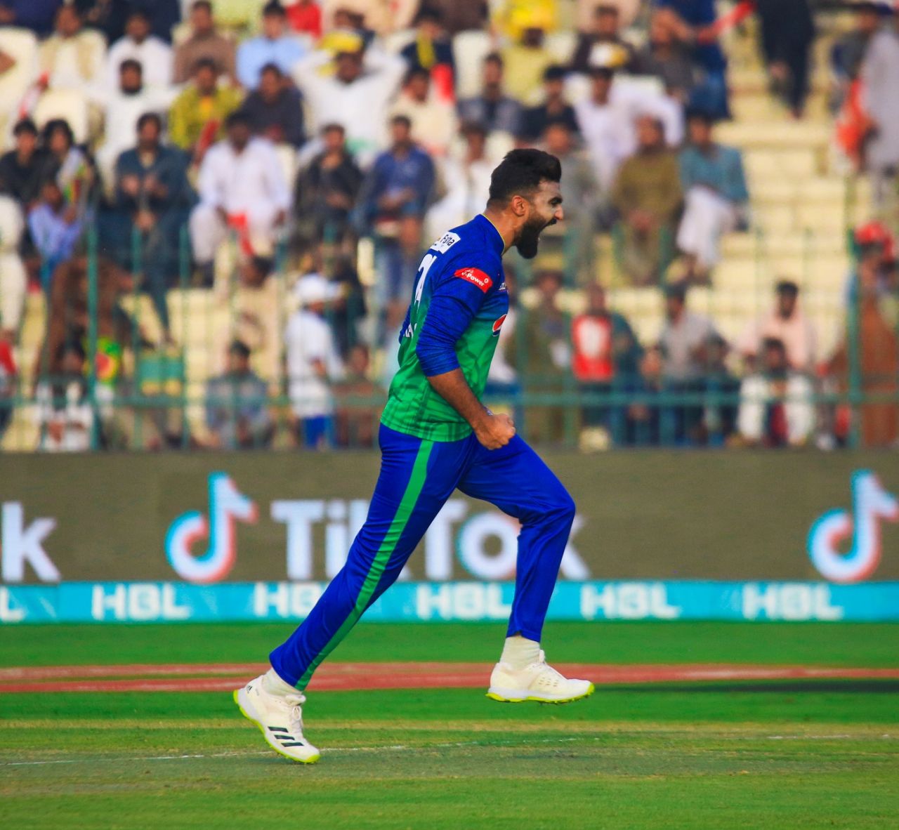 Usama Mir celebrates a wicket, Multan Sultans vs Islamabad United, PSL, Multan, February 19, 2023