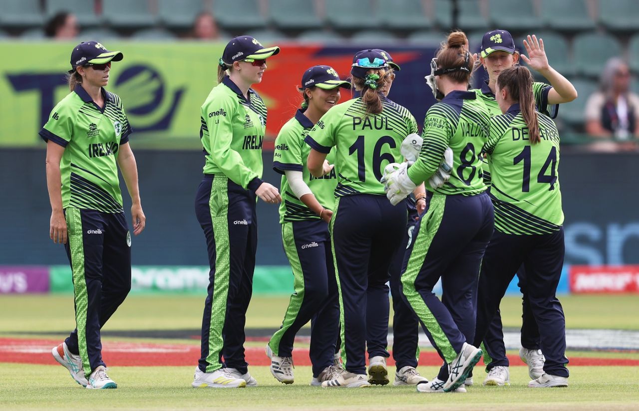 Laura Delany celebrates with her teammates after dismissing Shafali Verma, India vs Ireland, Group 2, ICC Women's T20 World Cup, Gqeberha, February 20, 2023