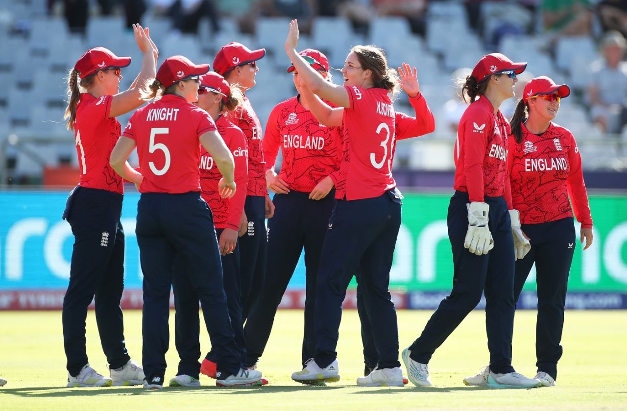 Nat Sciver-Brunt celebrates the dismissal of Omaima Sohail, England vs Pakistan, Women's T20 World Cup, Cape Town, February 21, 2023