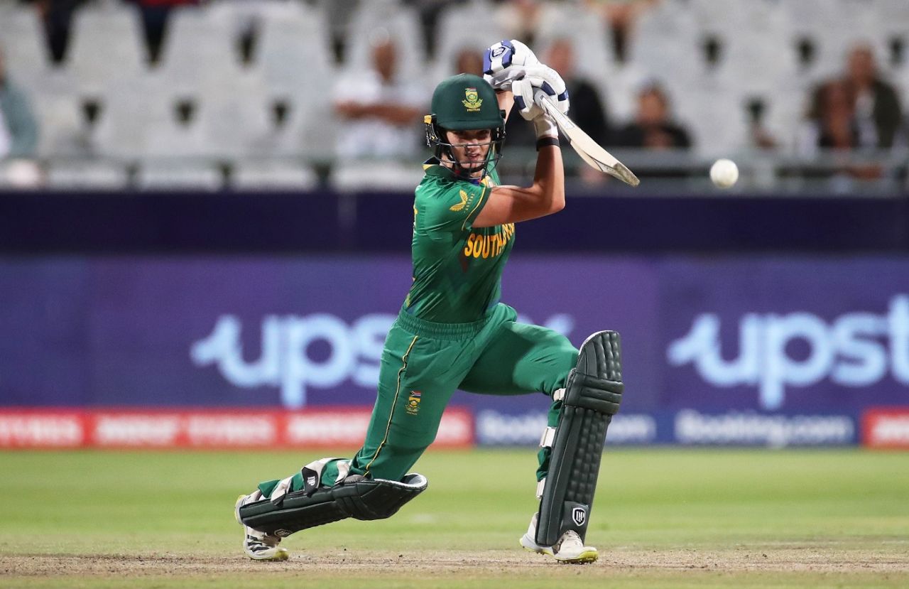 Laura Wolvaardt plays a cover drive, South Africa vs Bangladesh, Women's T20 World Cup, Cape Town, February 21, 2023