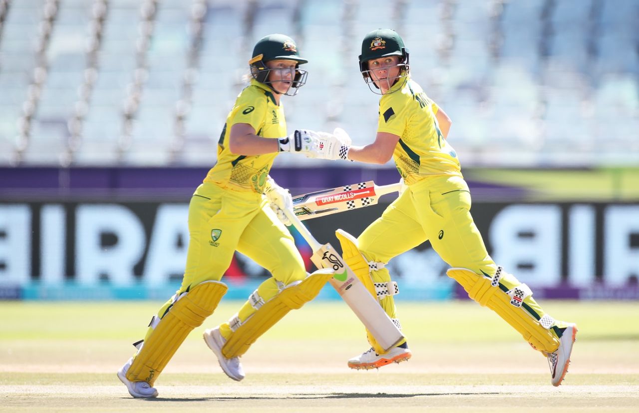 Beth Mooney and Alyssa Healy caught ball-watching while taking a run, Australia vs India, Women's T20 World Cup, semi-final, Cape Town, February 23, 2023