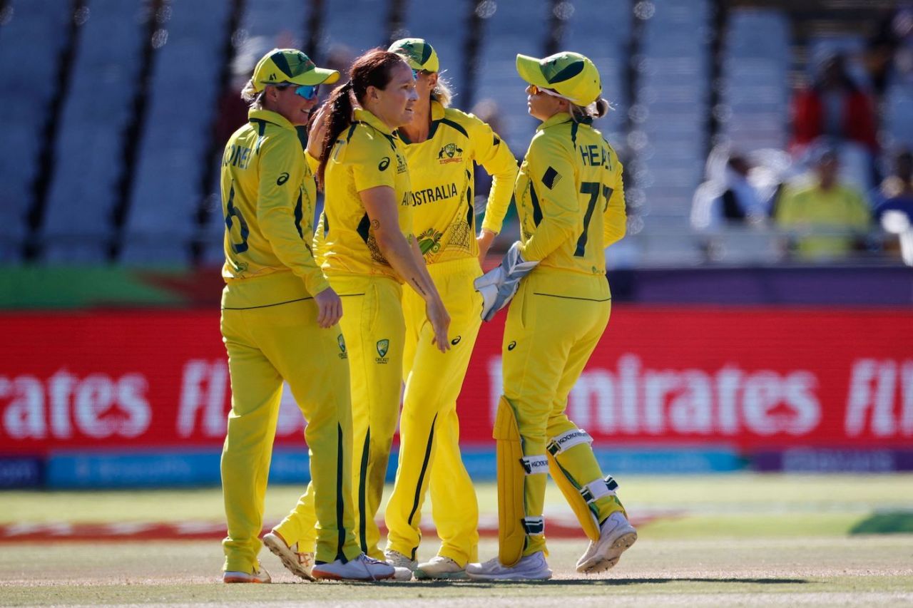 Megan Schutt made the first breakthrough, Australia vs India, Women's T20 World Cup, semi-final, Cape Town, February 23, 2023