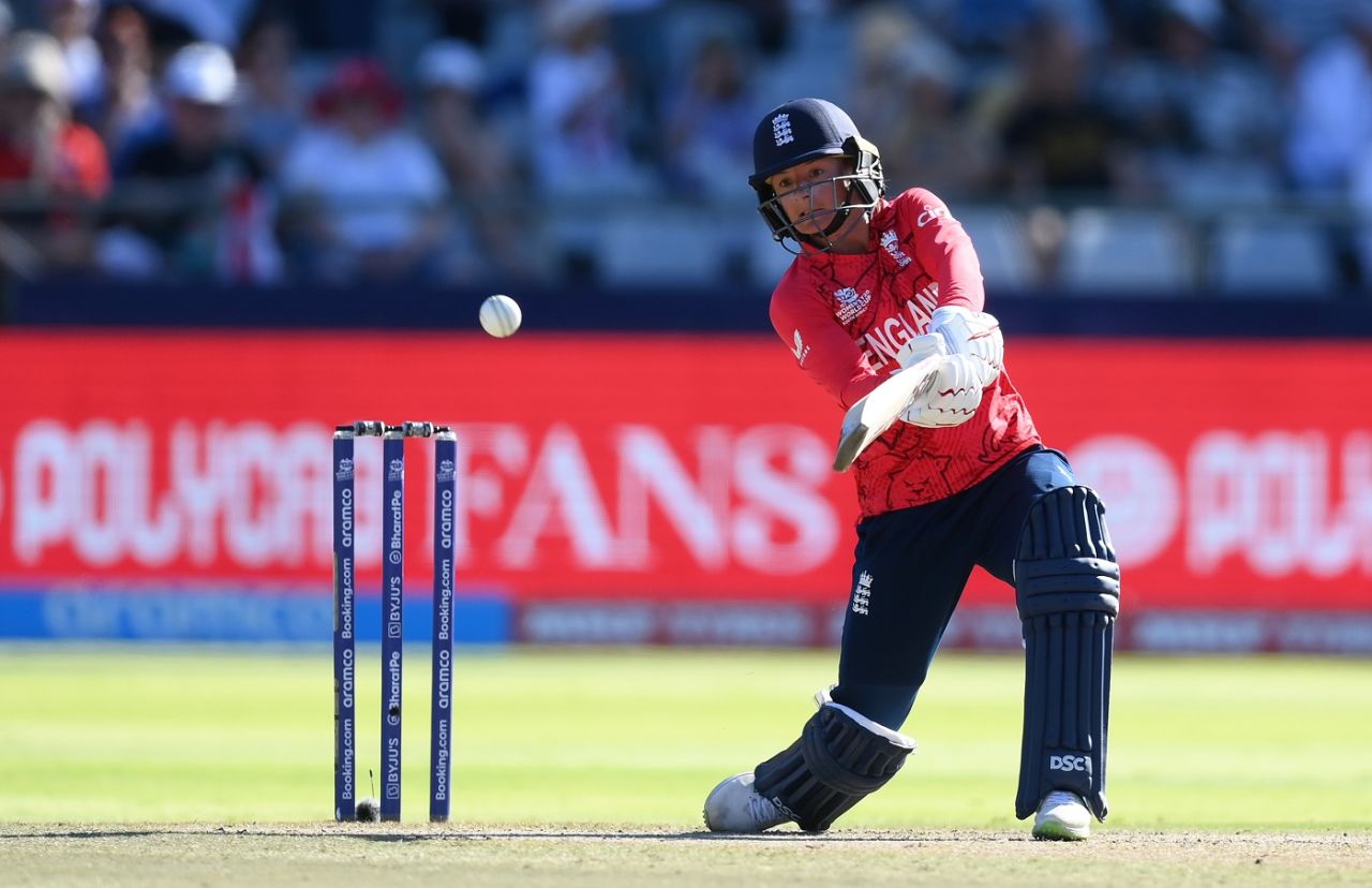 Danni Wyatt hits over covers, England vs South Africa, Women's T20 World Cup, semi-final, Cape Town, February 24, 2023