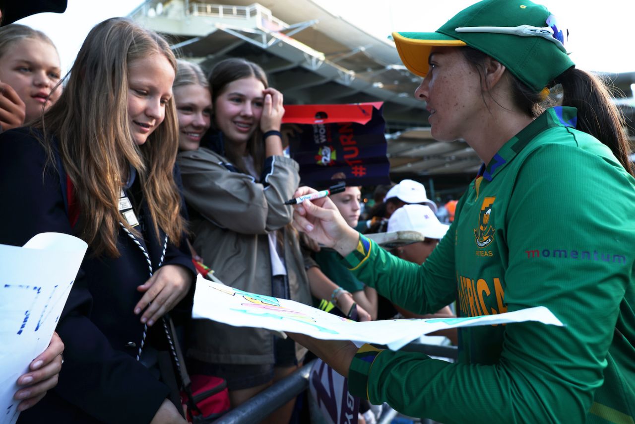 It was an occasion to remember, for the South Africa players and their fans, South Africa vs England, Women's T20 World Cup semi-final, Cape Town, February 25, 2023