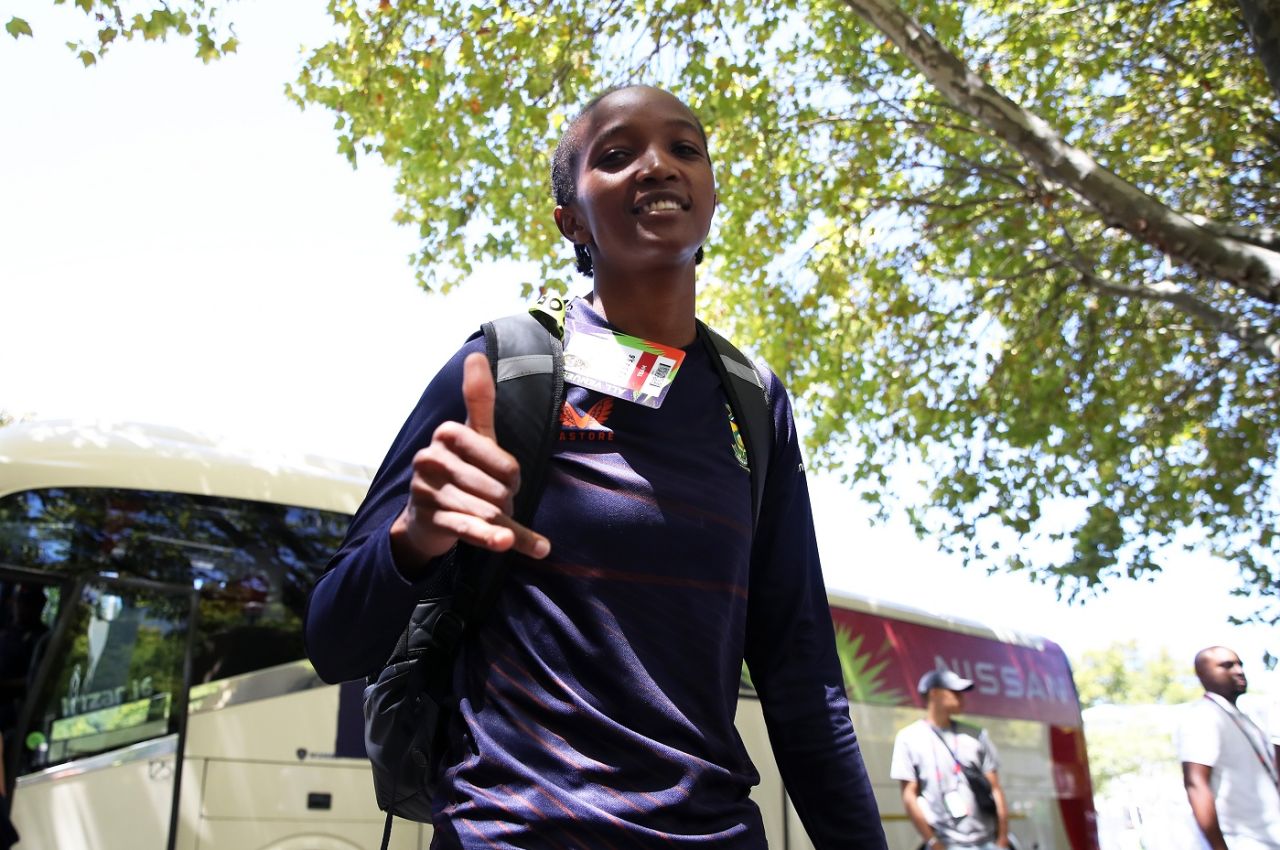 Ayabonga Khaka arrives for the final, South Africa vs Australia, Women's T20 World Cup, Final, Cape Town, February 26, 2023