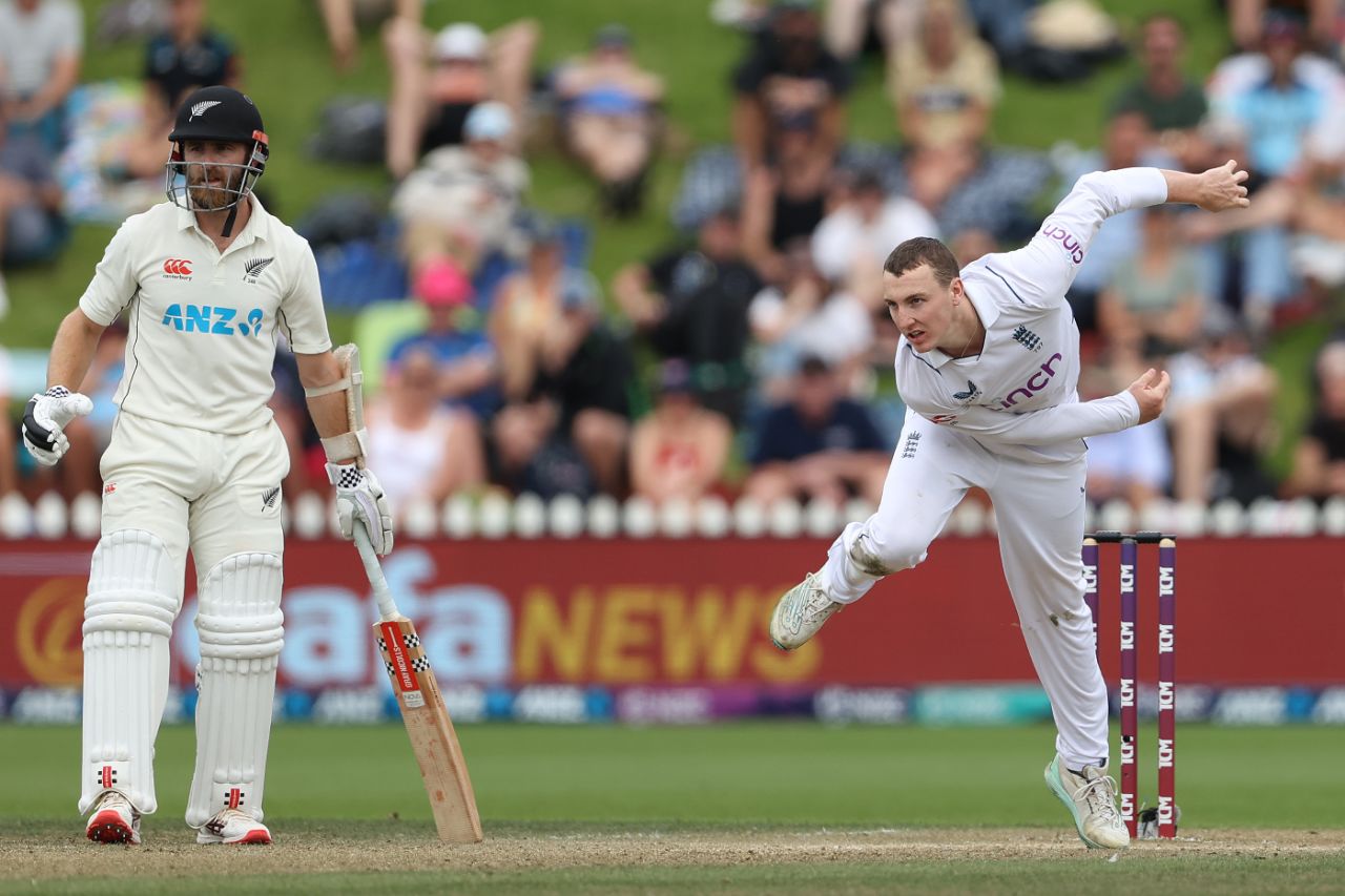 Harry Brook claimed the priceless scalp of Kane Williamson , New Zealand vs England, 2nd Test, Wellington, 4th day, February 27, 2023