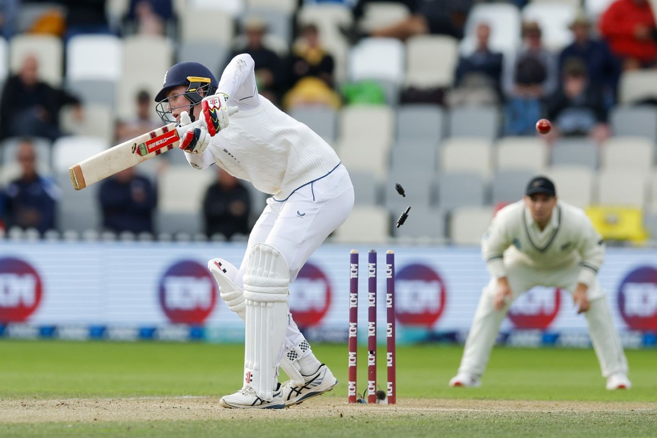 Zak Crawley was bowled for 24 by Tim Southee, New Zealand vs England, 2nd Test, Wellington, 4th day, February 27, 2023