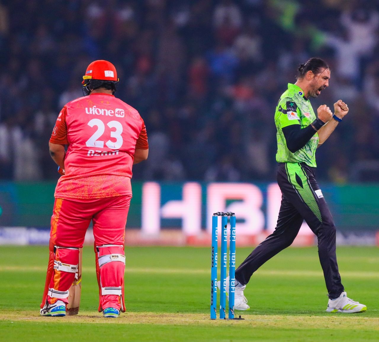 David Wiese celebrates after dismissing Azam Khan, Lahore Qalandars vs Islamabad United, PSL, Lahore, February 27, 2023