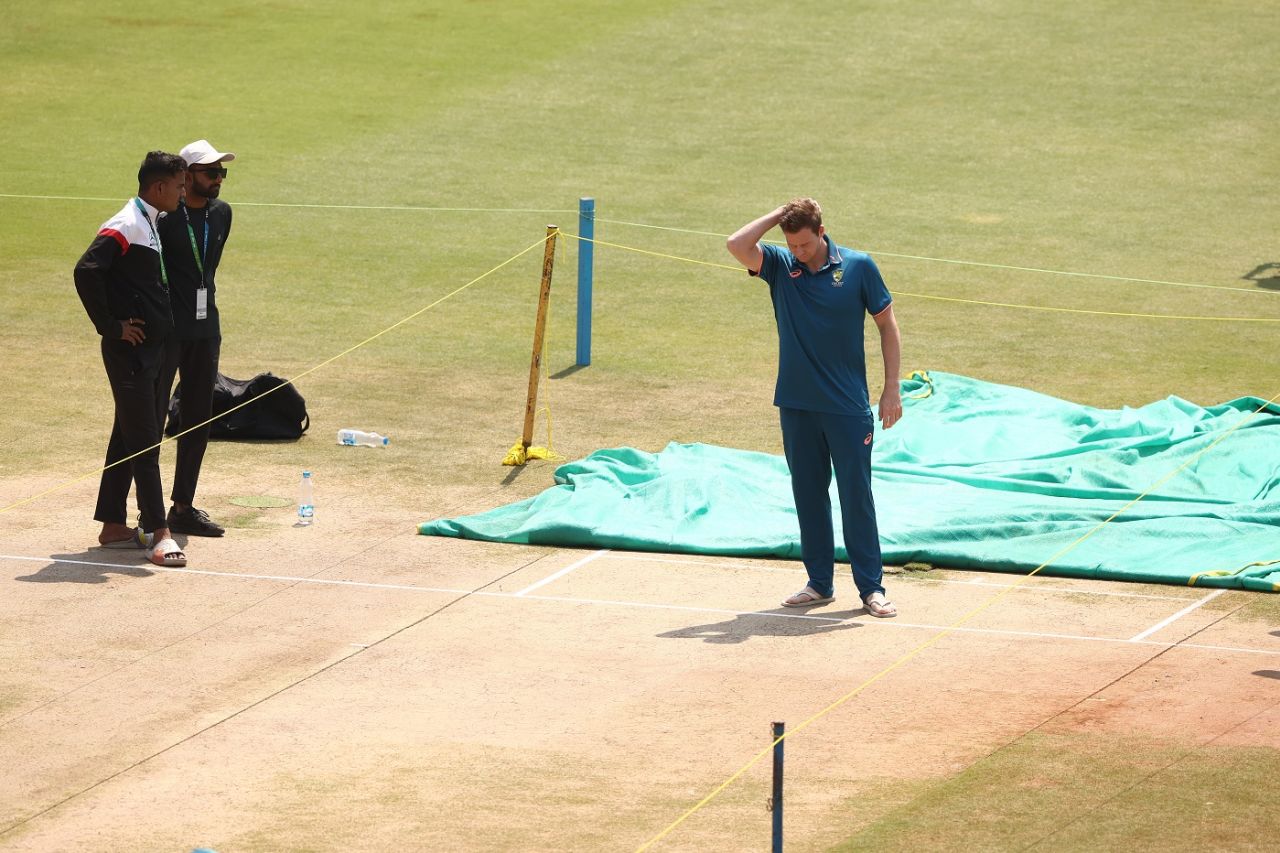 Steven Smith observes the Indore pitch, India vs Australia, Indore, February 28, 2023