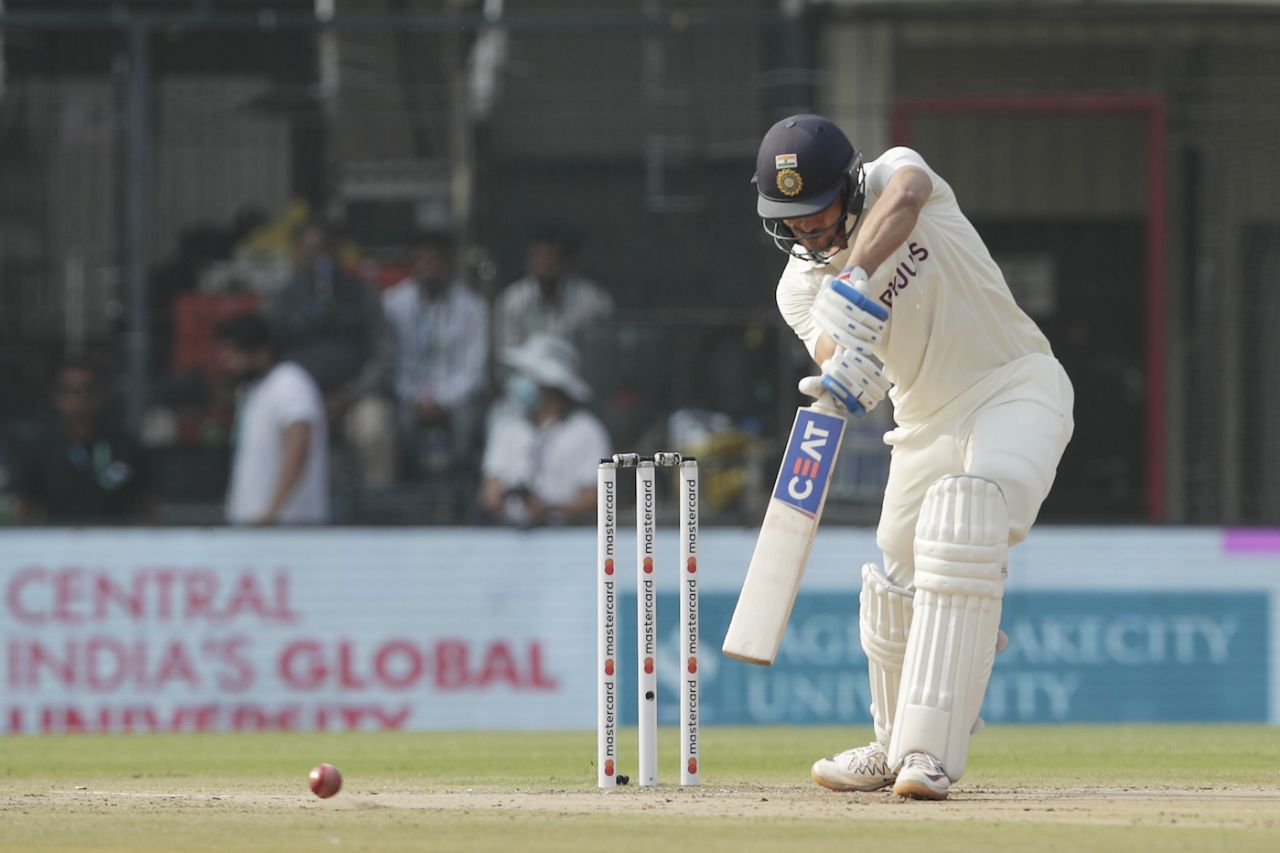 Shubman Gill drives, India vs Australia, 3rd Test, Indore, 1st day, March 1, 2023